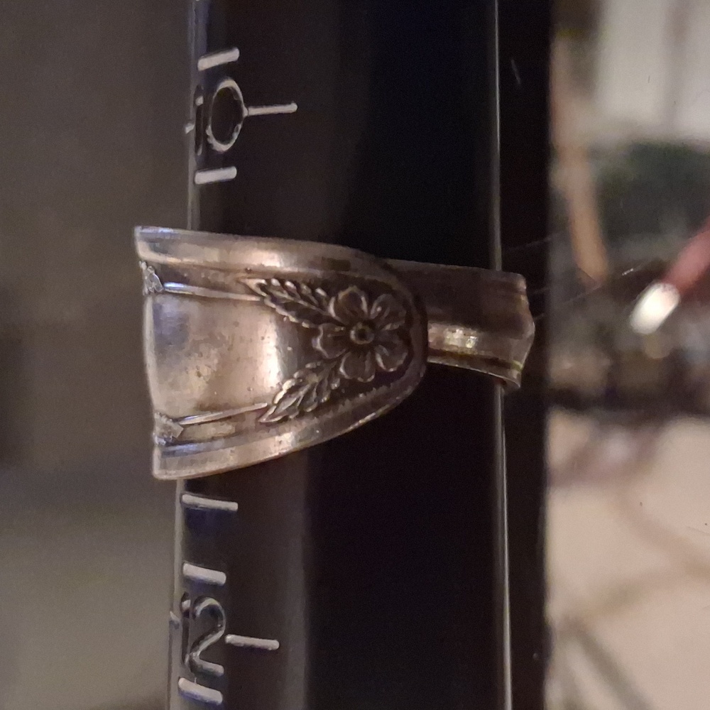 STAR SILVER PLATE SPOON RING - Picture 3 of 4